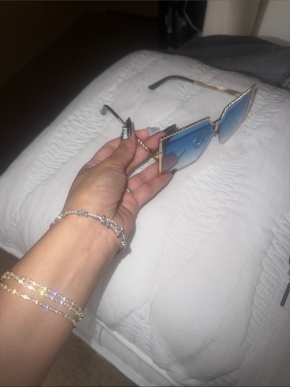 Gold Frame Blue Gradient Rimless Shield Sunglasses - Picture 4 of 5